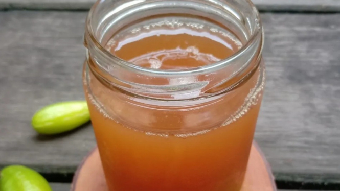 Minuman tradisional belimbing wuluh