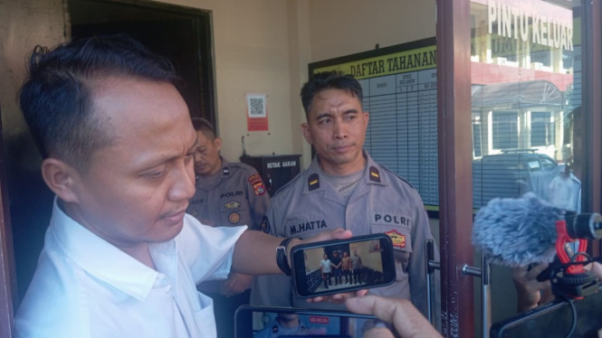 AKBP Catur Tunjukkan Foto Penahanan Dua Tersangka