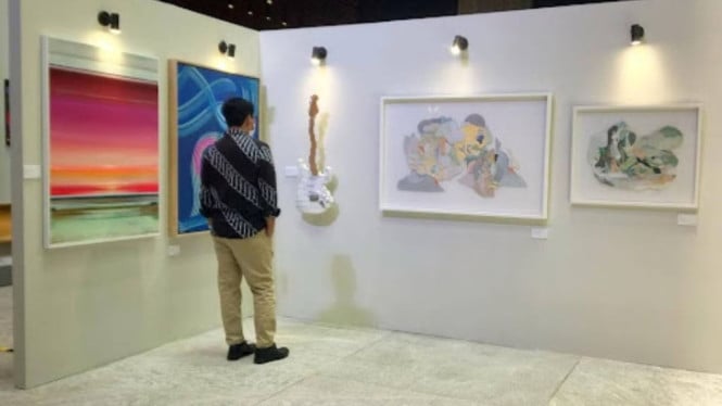 Lukisan Yang Dipamerkan di Puri Art Gallery