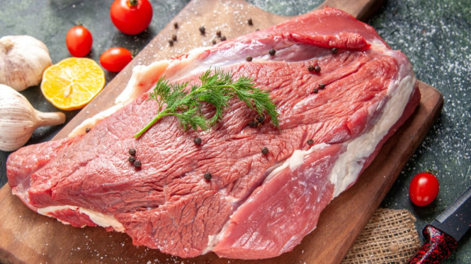 Ilustrasi daging sapi yang telah dimarinasi