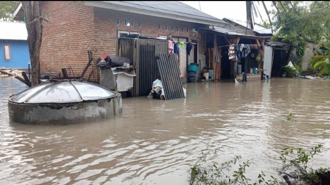 Banjir yang terjadi di kecamatan Praya beberapa waktu lalu.