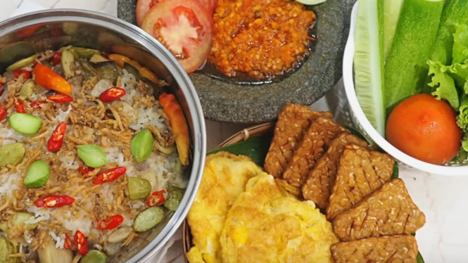 Nasi Liwet, Makanan yang Memiliki Rasa Gurih