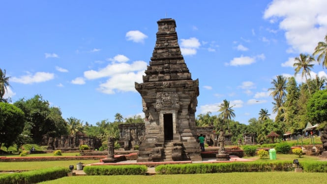 Jejak Kejayaan Majapahit Terukir Indah di Candi Penataran
