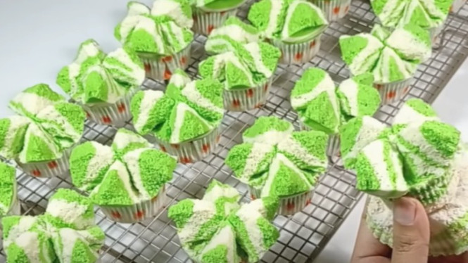Kue Bolu pandan yang enak dan mudah dibuat