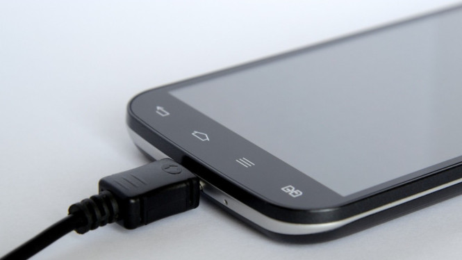 Cara Merawat Charger HP Agar Tidak Cepat Rusak