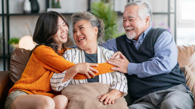 Puisi sederhana dan penuh makna untuk ayah ibu