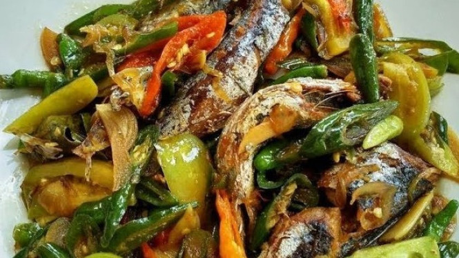 Ikan pindang tumis pedas, lauk simpel tapi rasanya luar biasa
