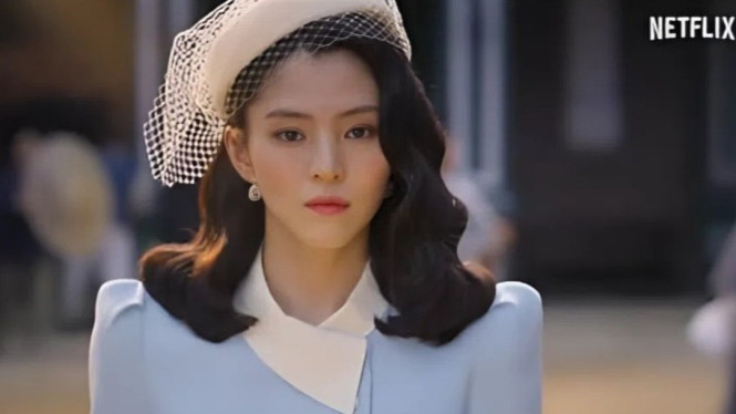 Potret Han So-hee saat berperan di drama Gyeongseong Creatures