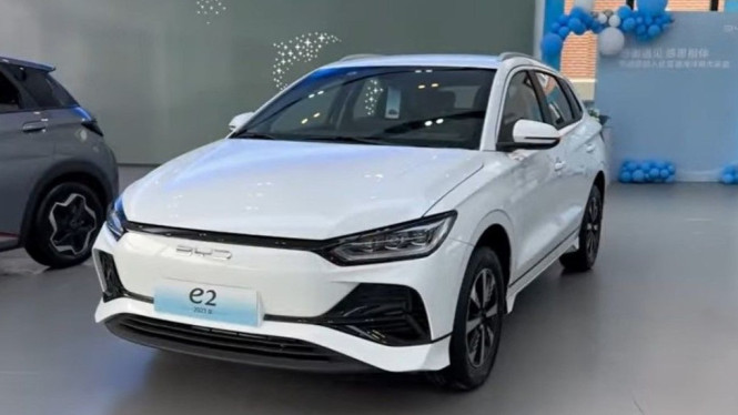 BYD E2, Mobil Listrik Terjangkau, Didesain Menarik,