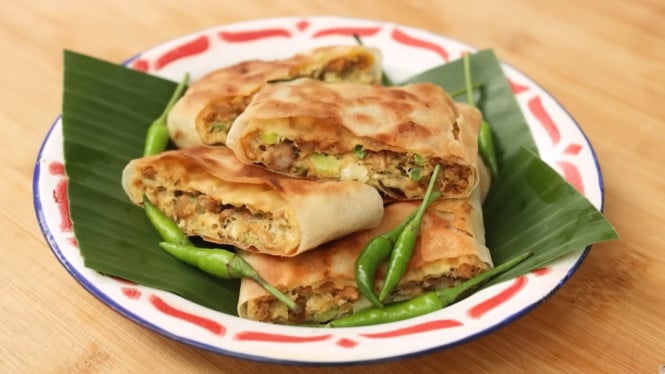 Resep Martabak Telur Ayam Kecap ala Chef Devina Hermawan