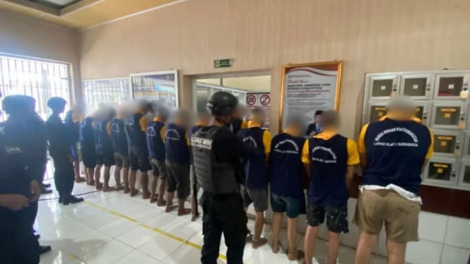 Puluhan warga binaan resti di pindah ke nusakambangan/ bambang s