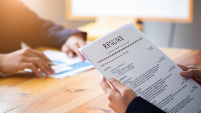 Gunakan ChatGPT Untuk Membuat CV Menarik dan Tetap Personal