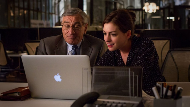 Robert De Niro menjadi karyawan rajin di The Intern