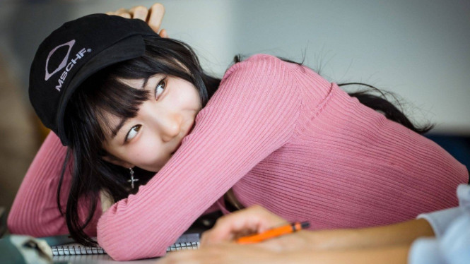 Bae Suzy memerankan karakter Doona