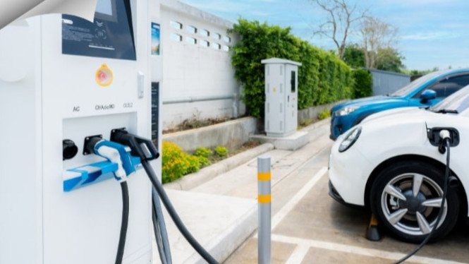 Analisis Keuntungan dan Kekurangan Mobil Hybrid