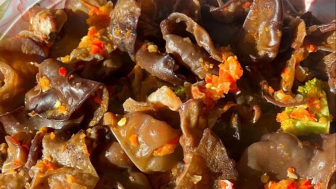 Resep tumis jamur kuping pedas ala rumahan