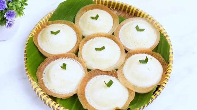 Cara Membuat Kue Apem Kukus yang Lembut dan Mengembang Sempurna