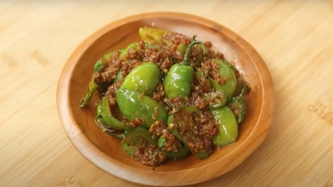 Cabe gendot sambal rebon pedasnya bikin keringetan