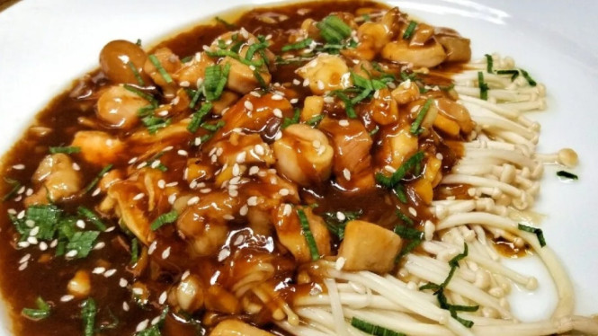 Enoki gulung daging saus teriyaki lezat dan mudah