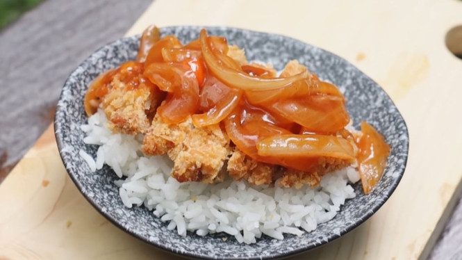 Tempe katsu saus asam pedas bikin nagih
