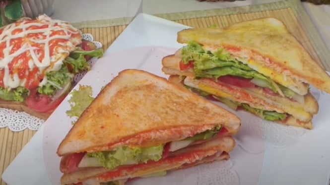 Sandwich Roti Tawar super simpel
