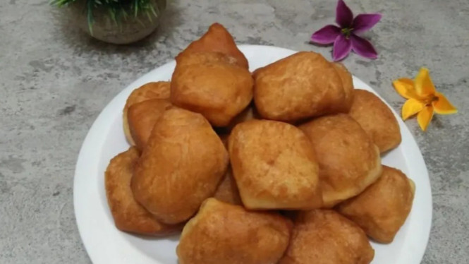 Odading Khas Bandung, Manisnya Bikin Senyum Seharian