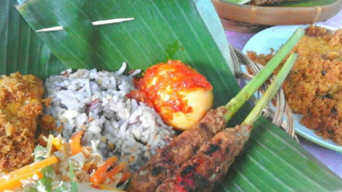 Nasi Bali Pedas Gurih, Sensasi Rasa Pulau Dewata