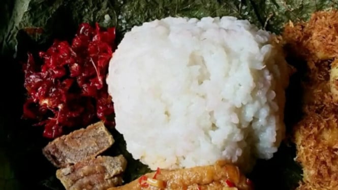 Nasi Jamblang Cirebon, Aromanya Bikin Lupa Pulang