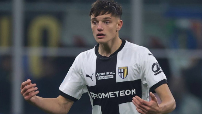 Giovanni Leoni, bek muda Italia asal klub Parma resmi gabung Liverpool