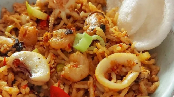 Nasi Goreng Seafood, Gurih Segar yang Bikin Susah Berhenti