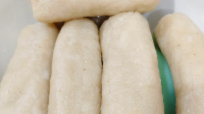 Pempek Lenjer Palembang, Kenyalnya Bikin Susah Berhenti!