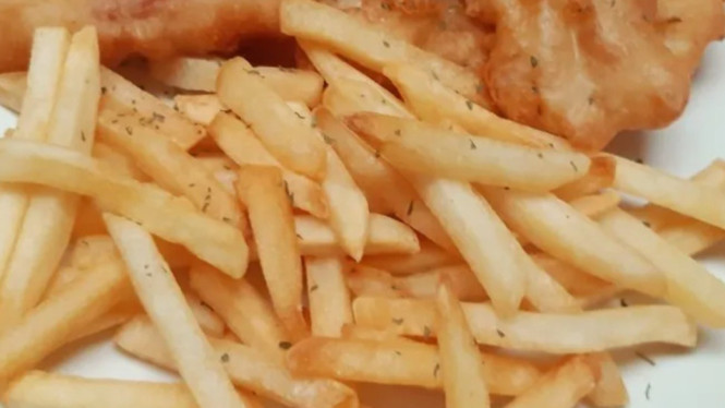 Fish and Chips Renyah Gila, Bikin Kamu Serasa Liburan ke London!