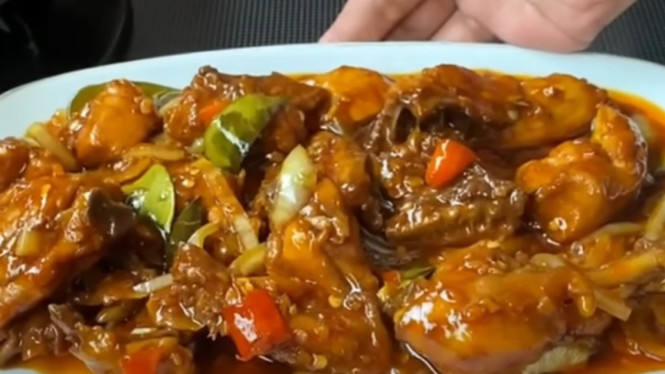 Ayam kecap super gurih dan enak sekali