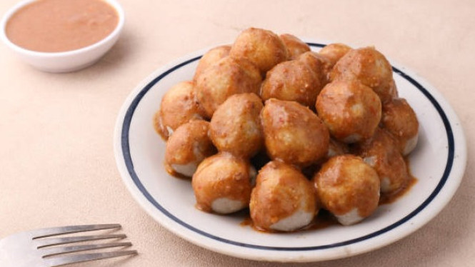 Cilok Bumbu Kacang