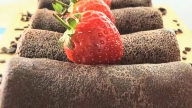 Dadar Gulung Cokelat Lumer, Manis Modern Bikin Nagih!