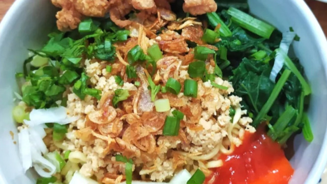 Cwie Mie Malang Kuah Pedas