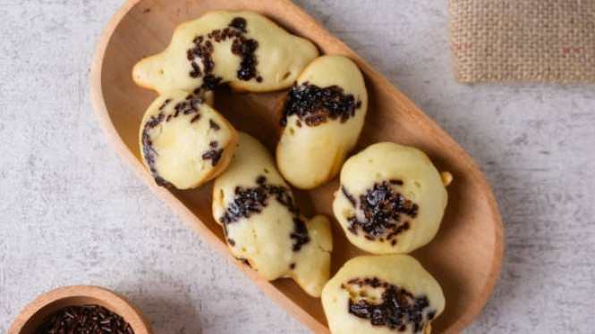 Kue Cubit Lumer Meleleh di Mulut