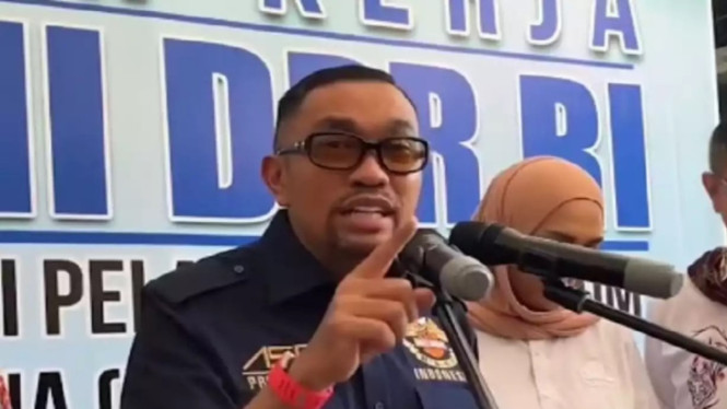 NasDem resmi nonaktifkan ahmad sahroni dan nafa urbach