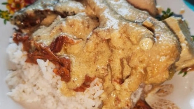 angkapan Layar Nasi Penek Khas Purworejo