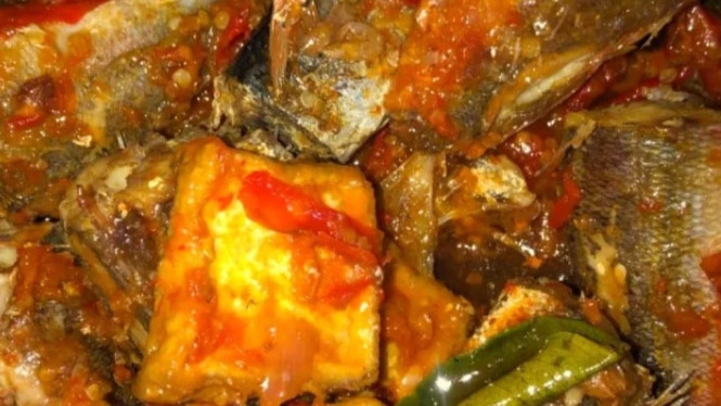 Ikan Bumbu Bali Pedas Gurihnya Bikin Nagih