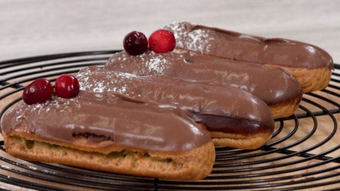 Eclair Custard Chocolate untuk Pencinta Dessert