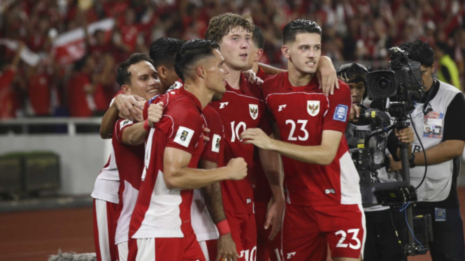 Pemain Timnas Indonesia sedang merayakan gol