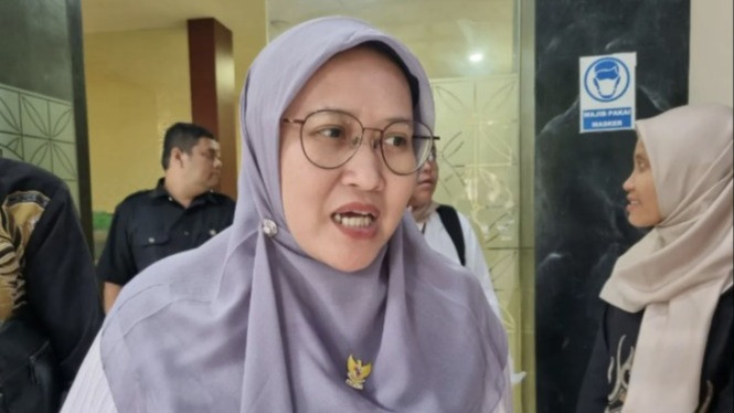 Anggota KPAI Diyah Puspitarini saat diwawancarai