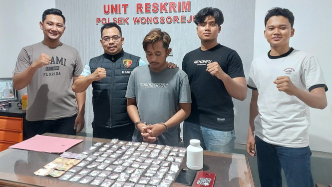 Penjual pil trex, Fian diamankan Reskrim Polsek Wongsorejo