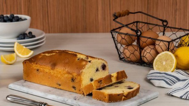 Lemon cake blueberry rasa juicy, tekstur kue lembut
