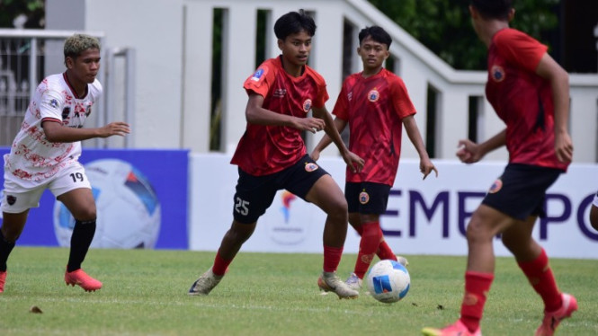 Delapan Tim Berhasil Lolos ke Perempat Final Piala Soeratin U-17 2025