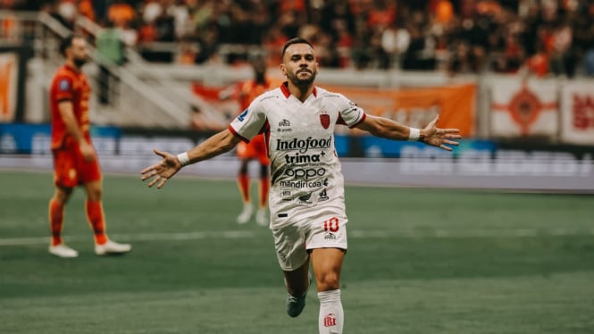 Gol Mirza Mustafic berikan poin di markas Persija Jakarta