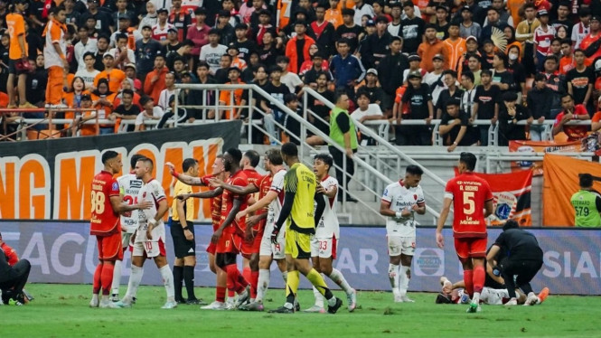 Pertandingan Persija Jakarta versus Bali United