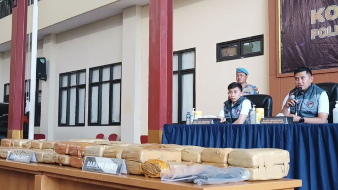AKBP Wisnu S. Kuncoro saat memberi keterangan
