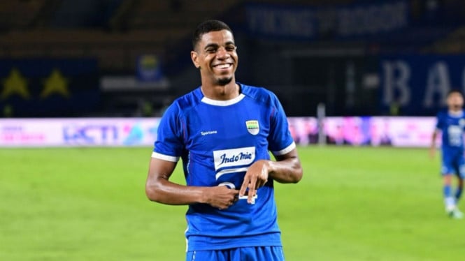 Striker Persib Bandung, Uilliam Barros